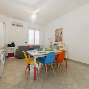 Casa Tykhe Apartment Finale Ligure